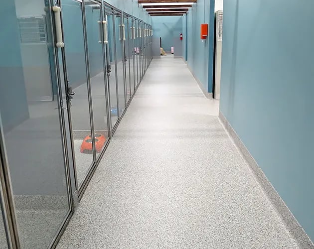 dog-kennel-epoxy-floor-paint-stronghold-floors-3-630x500