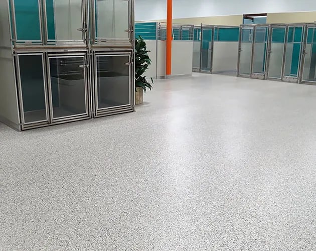 dog-kennel-epoxy-floor-paint-stronghold-floors-7-630x500