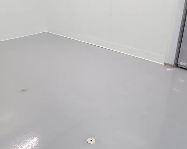 epoxy-coating-floor-guard-meat-cooler-630x500