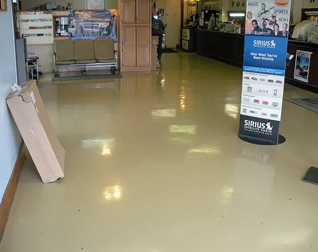 showroom-epoxy-coatings-pottsville-before-3-630x500